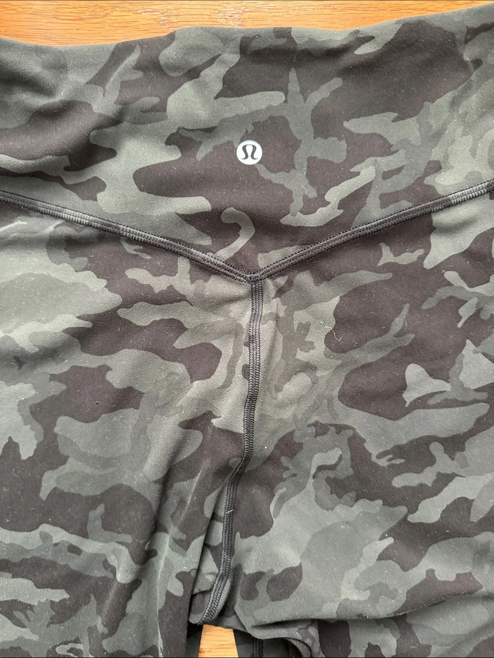 Lululemon Athletica Align 28”Green & Black Camo Align Joggers